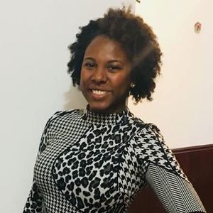 Meet your Posher, Thelma j